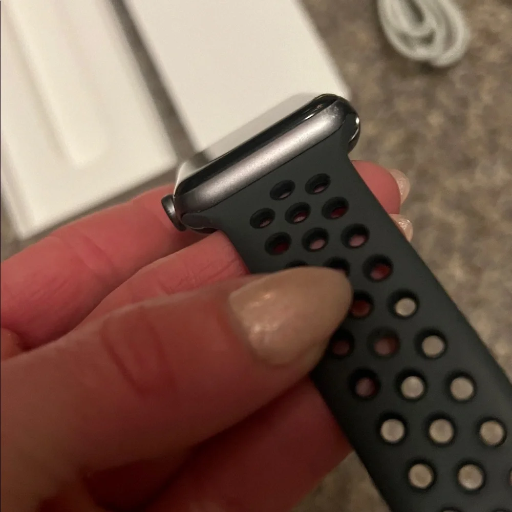 Apple Watch Series 3. 42MM space gray GPS